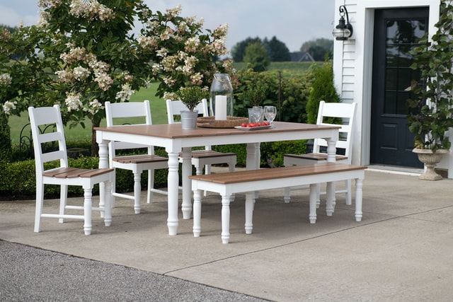 Get set for summer with a smart outdoor dining furniture setting-